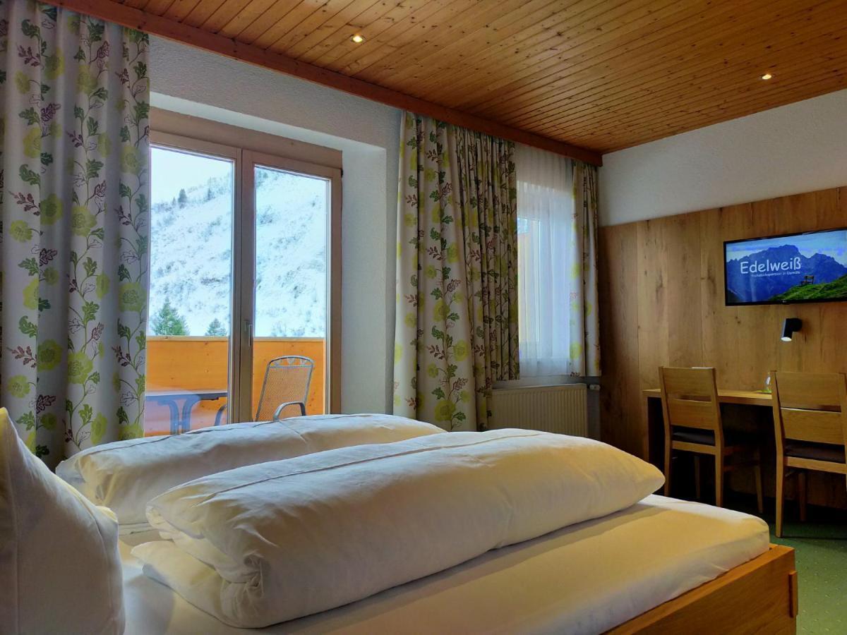 Pension Edelweiss Damuels Esterno foto